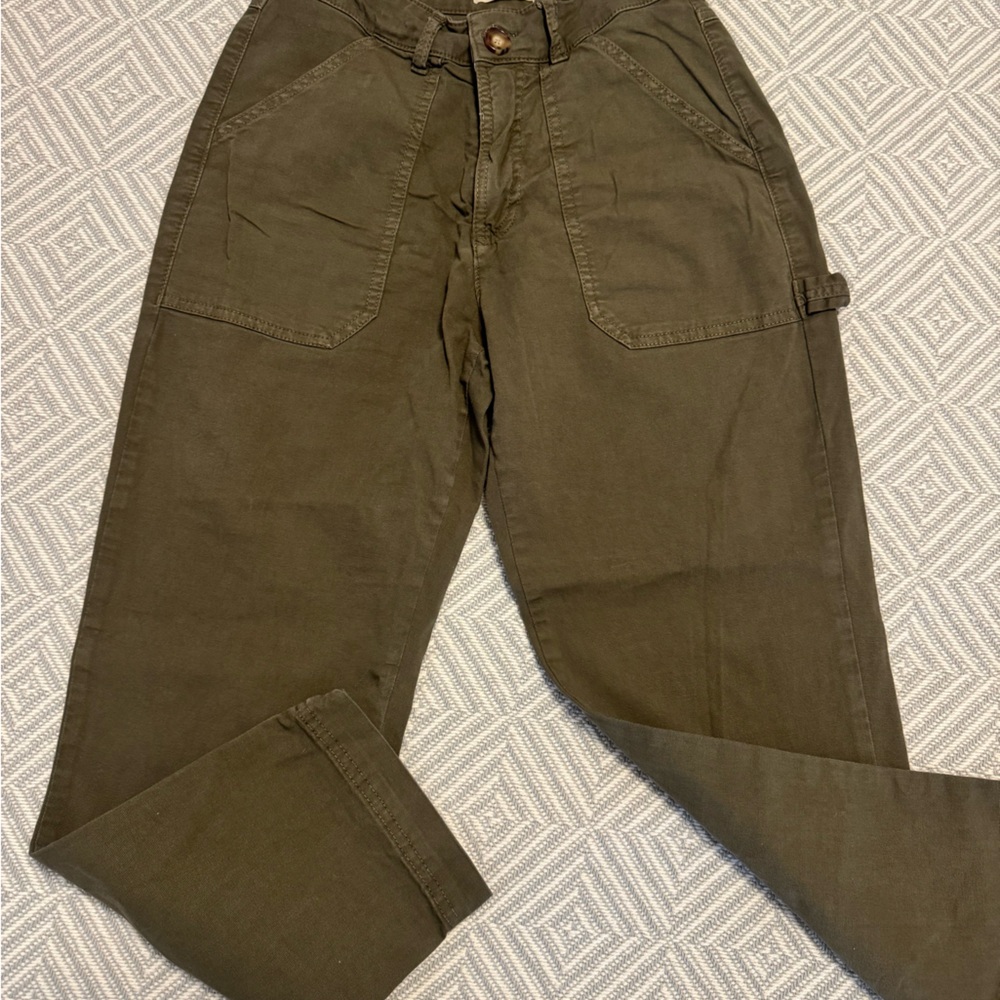 Marine layer size 4 maya pant in green